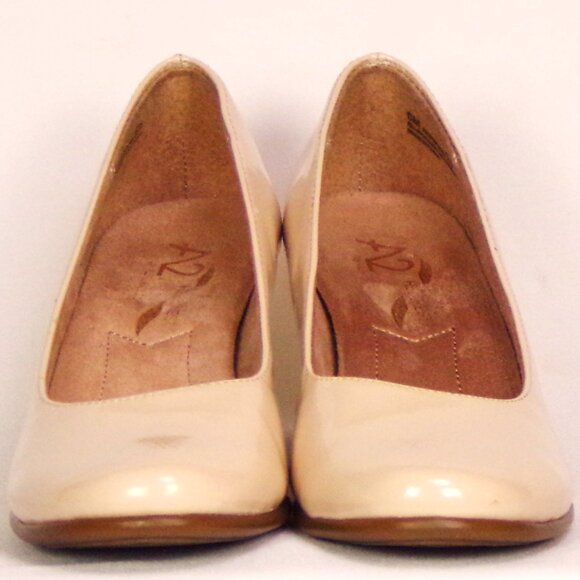 A2 HEELREST by AEROSOLES 6M REDWOOD nude-beige faux-pat.-leather mid-heel pumps - Picture 7 of 15